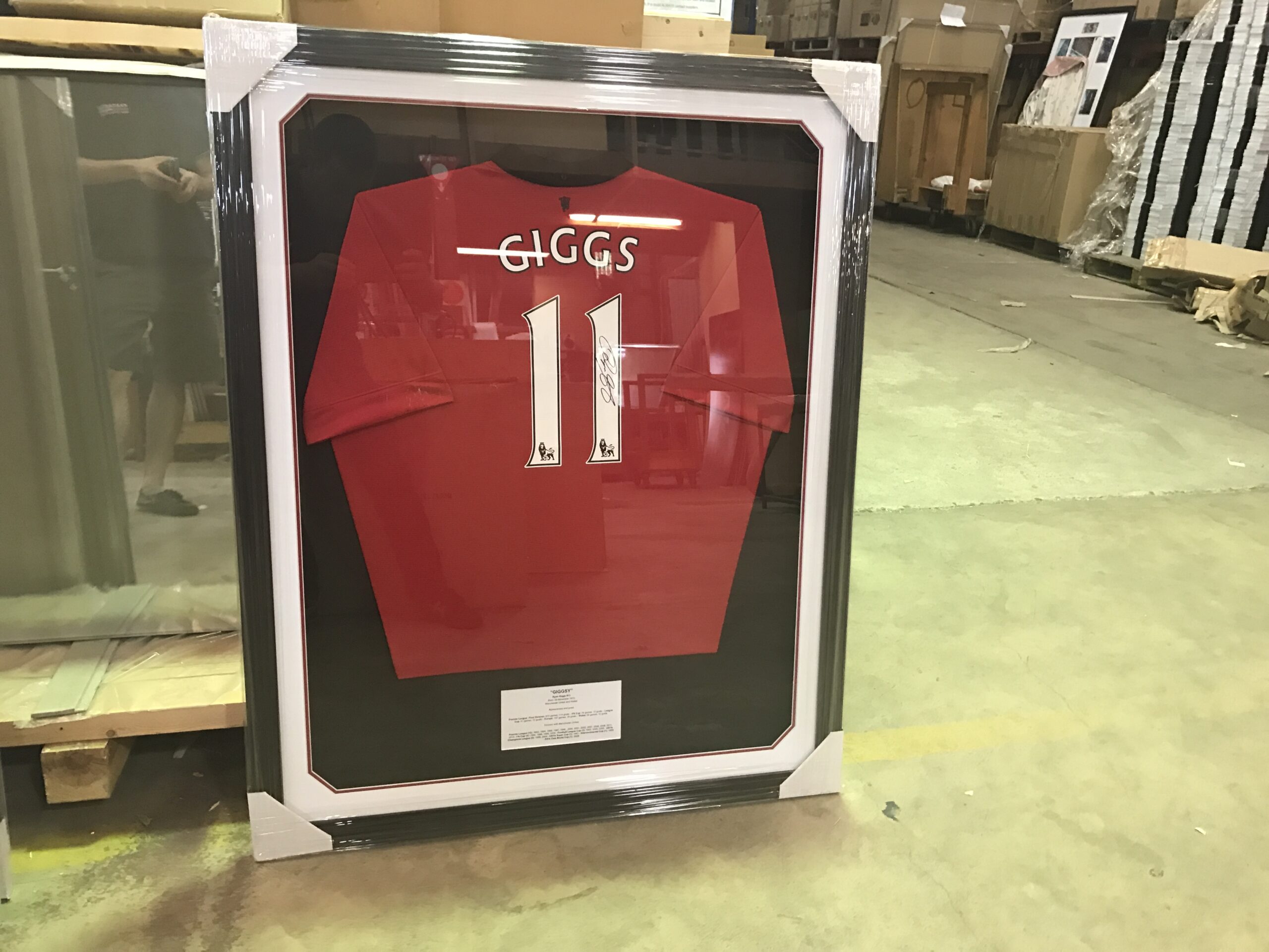 Memorabilia framing best sale near me