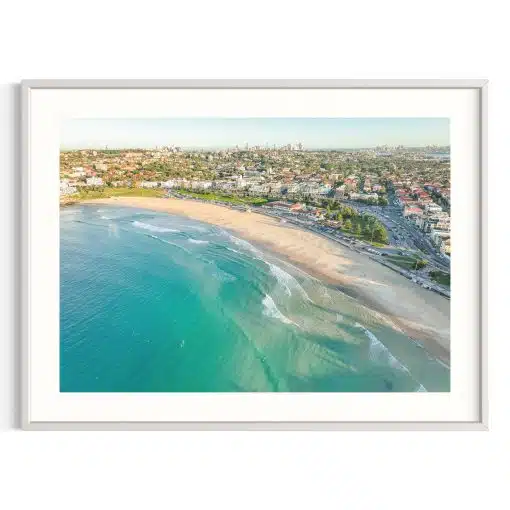 by Tomás Lomanto - Bondi Beach 03