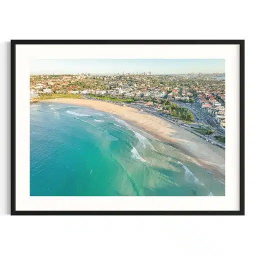 by Tomás Lomanto - Bondi Beach 03 - Image 2